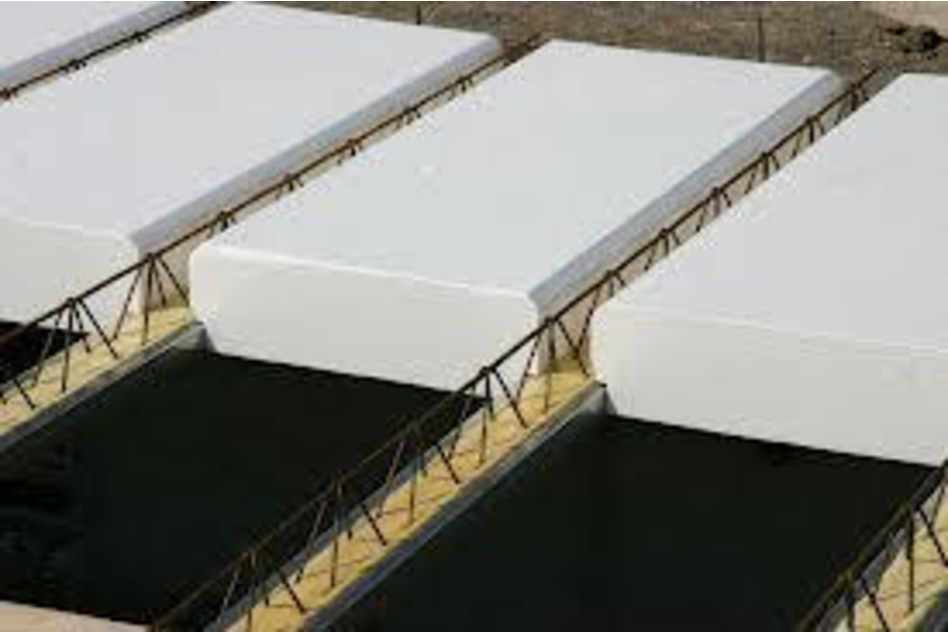 Chromite roof